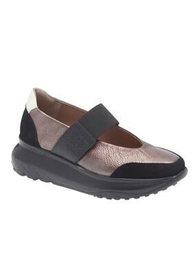 Wonders A-4011 Platform Slip-On Sneakers Black/Plomo/Milk – EU41US9.5-10